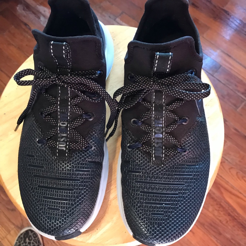 Nike trainers dark blue and black